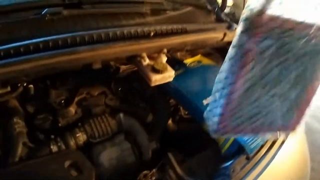 Пежо3008.Замена воздушного фильтра