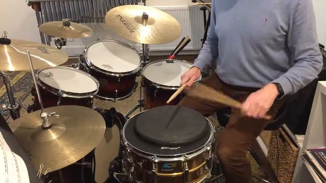 Legato Strokes & Dynamics-SLOW, Ralph Hicks & Eric Rath - Five Minute Drill Tapspace Publications смотреть онлайн