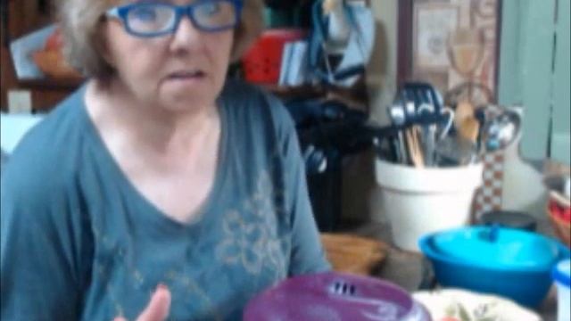 How to cook rice using the Tupperware Microwave Rice Maker смотреть онлайн