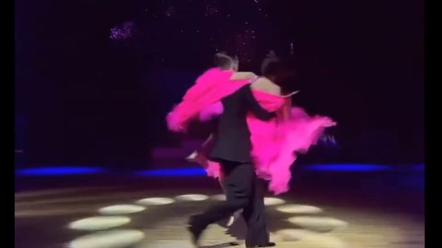 Танец "Без слов" смотреть онлайн