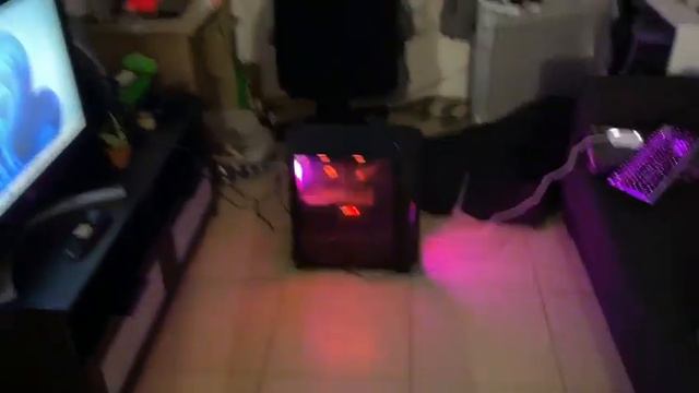 ПСИХАНУЛ! КУПИЛ НОВЫЙ КОМПЬЮТЕР ДЛЯ СТРИМА!😄😄😄 смотреть онлайн