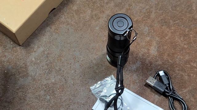 WowTac A5 26650 Li-Ion 3600 Lumen Pocket Flash Light Review смотреть онлайн