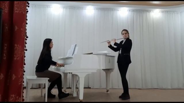 Поздравления от выпускников Детской школы искусств Зарины Акаевой и Юлии Сазоновой смотреть онлайн