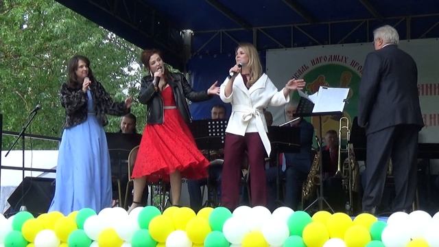 Татьяна Кармалеева, Мария Чудовская и Светлана Артемьева - Таня, Таня, Танечка смотреть онлайн