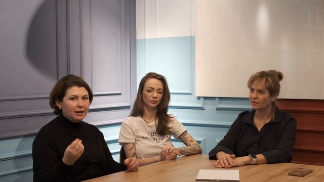 Третий тренер на Интенсиве, пилатес и энерготерапия | Юлия Бродская смотреть онлайн