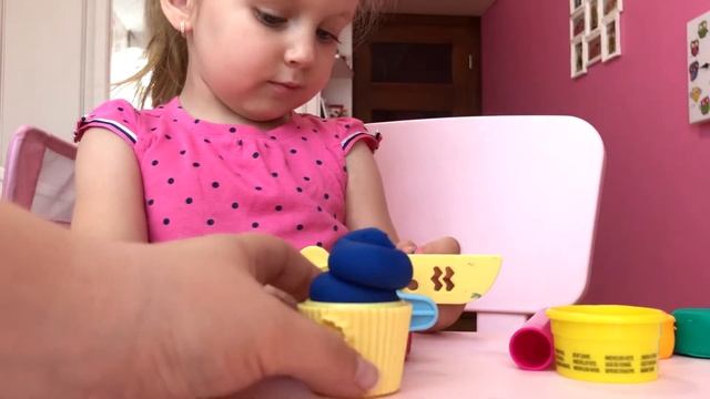 Давайте выпекать с My Little Pony Play-Doh Pinkie Pie Cupcake Party Набор для девочек MLP смотреть онлайн
