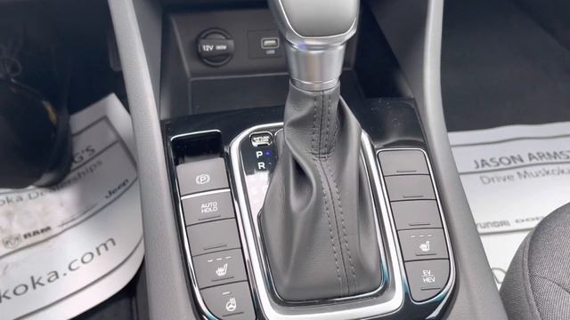 2021 Hyundai Ioniq Plug-In Hybrid Hatchback for Iris смотреть онлайн
