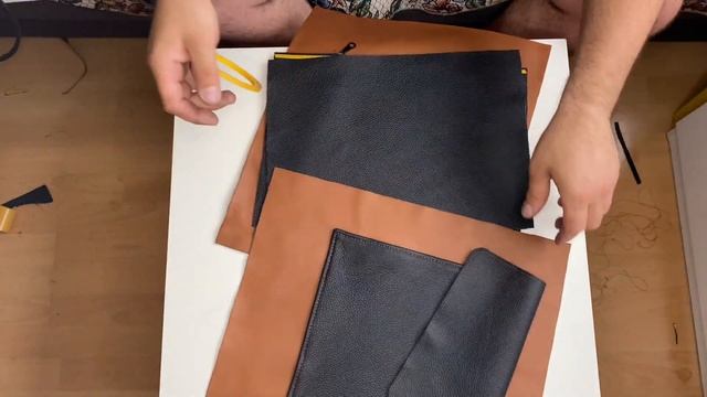 Кожаный рюкзак скрутка своими руками rolltop DIY / The Roll Top Backpack смотреть онлайн