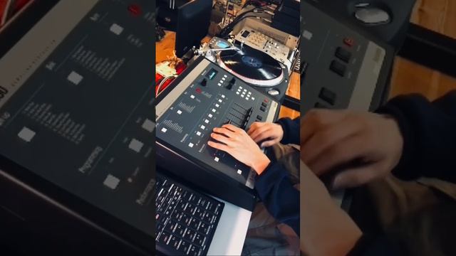 SP-1200 ARCHIVES BEATS #73 смотреть онлайн