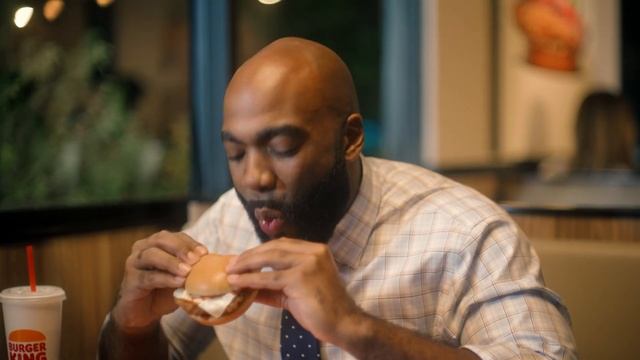 Busy Day – BK Royal Crispy Chicken смотреть онлайн