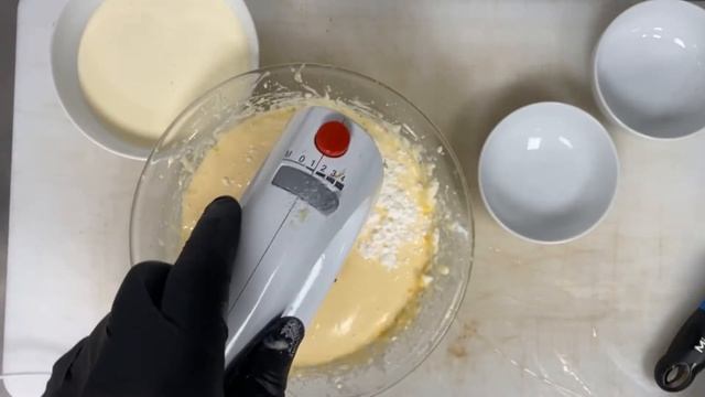 Basque Burnt Cheesecake Recipe | Creamy and gooey easy cheesecake from Spain смотреть онлайн