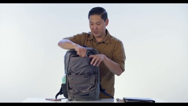 Command Laptop Backpack смотреть онлайн