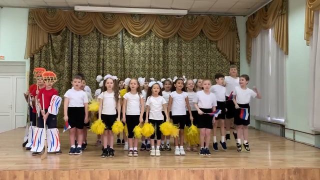 Коллектив 2Б класса "Спортивный марш" смотреть онлайн