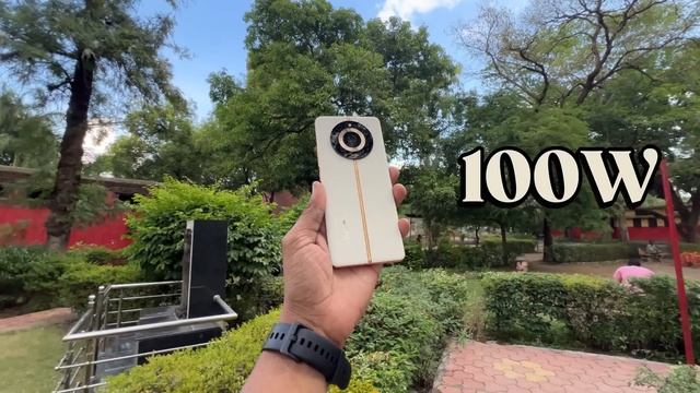 Vivo V27 vs Realme 11 Pro + || Best Curved Display Phone Under 30k ? смотреть онлайн