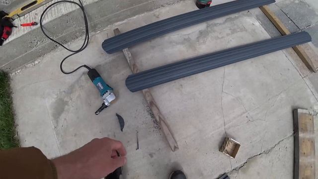 ? САМЫЙ ПРОСТОЙ СПОСОБ! Забор из Евроштакетника. Металлический штакетник Как установить Монтаж смотреть онлайн