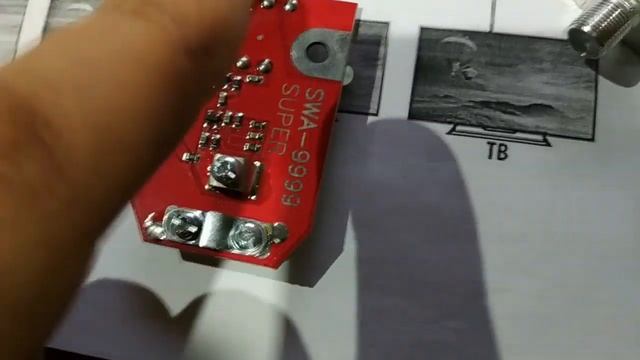 Самый простой и дешёвый активный антенный разветвитель. смотреть онлайн