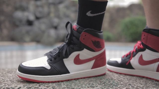 Air Jordan 1 Track Red Review & On Feet смотреть онлайн