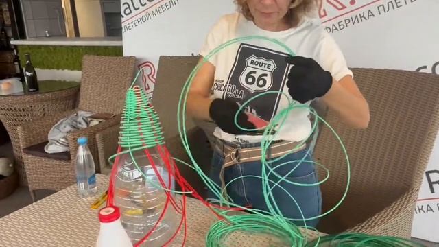 Mастер класс «Колокольчик» из искусственного ротанга смотреть онлайн