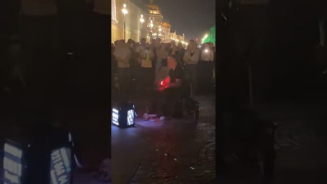 поёт и ирает супер. Питер васильевский остров смотреть онлайн