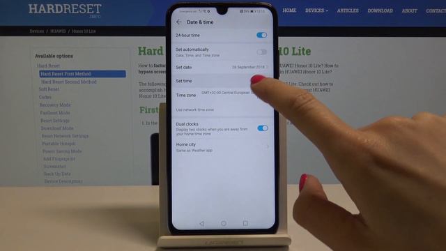 How to Set Up Date and Time in Honor 10 Lite - Time Zone Settings смотреть онлайн