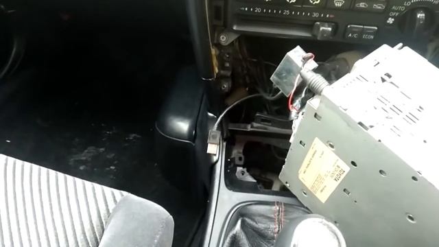Установка FM конвертера - адаптера японского радио toyota смотреть онлайн