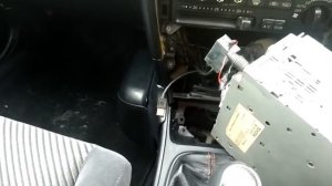 Установка FM конвертера - адаптера японского радио toyota