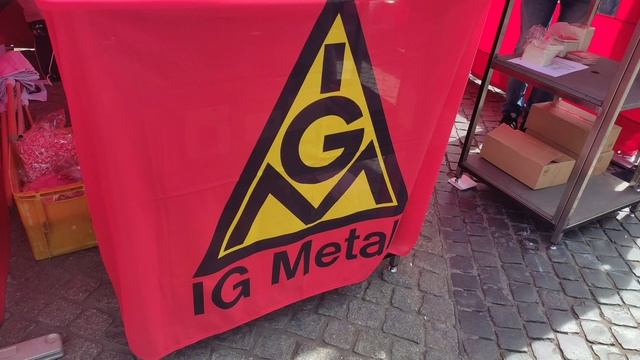 Что происходит на 1 Мая в Лейпциге? смотреть онлайн