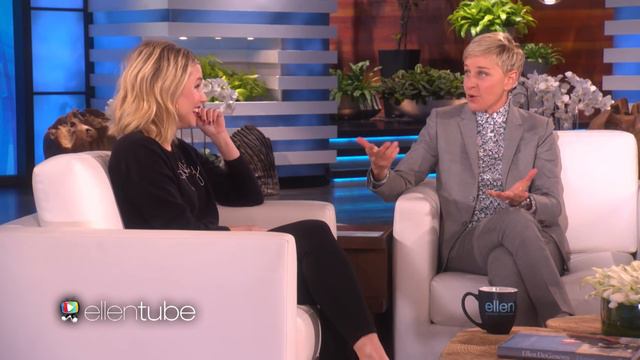 Kristen Bell Tells Her Side of the Furniture Feud смотреть онлайн