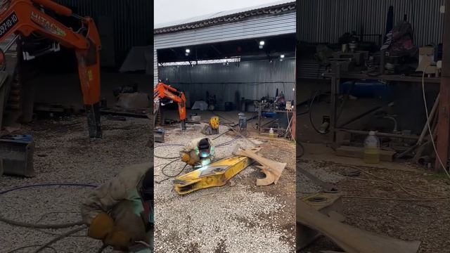 Ремонт спецтехники сварочный работы #нохчийчоь #чечня #грозный #excavator #россия #спецтехника смотреть онлайн