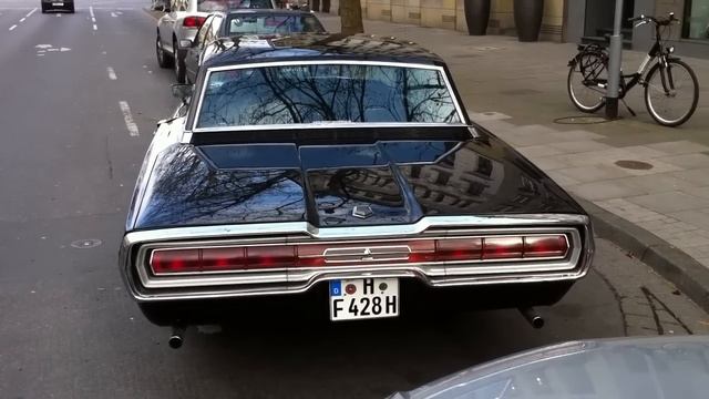Ford Thunderbird - Bad Engine Start Up смотреть онлайн