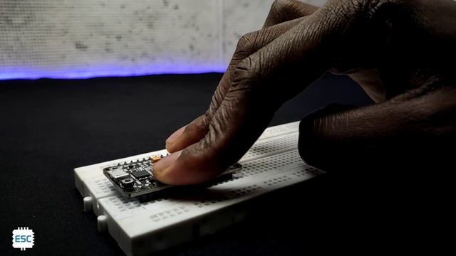 Read Multiple Analog values in esp8266 using Diodes смотреть онлайн