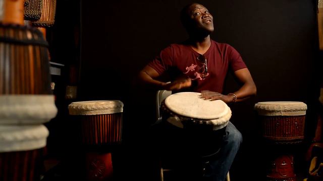 M'Bemba Bangoura Plays Wula Djembe #4021 смотреть онлайн