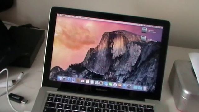 How to eject a CD/DVD from an Apple USB Superdrive смотреть онлайн
