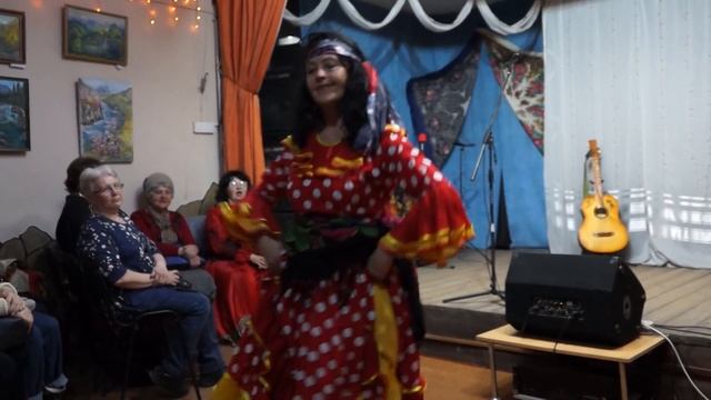 Цыганский танец "Ай, да ну, да ну, да най". смотреть онлайн