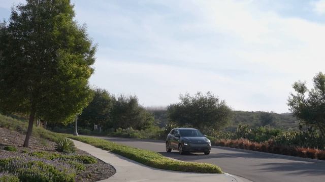 Hyundai представляет обновленный кроссовер Kona Electric 2022 года смотреть онлайн