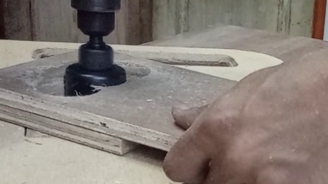 Simple Router T-track Guide for woodworking смотреть онлайн