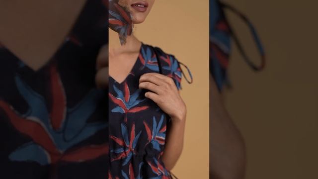 Pakhi Handblock Cotton Short Kurti by www.KESSA.com смотреть онлайн