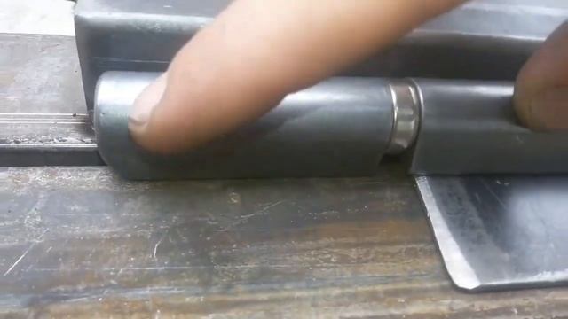 Каплевидные петли на калитку.