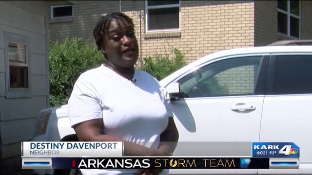 Neighbors react after 4 found dead in Little Rock fire смотреть онлайн
