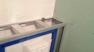 гипсокартон, короб для инсталяции (сантехника). Drywall installation.