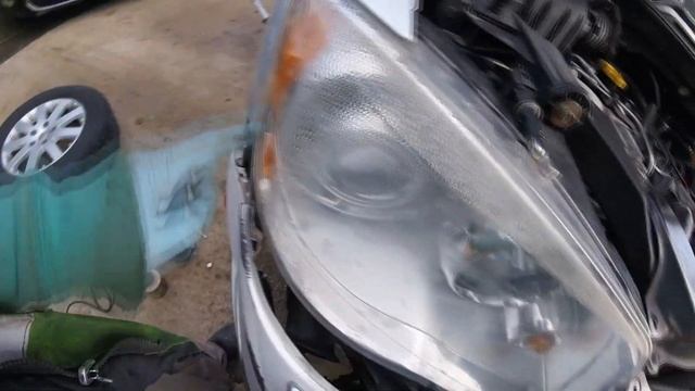 How to remove the headlights of a Chrysler Grand Voyager 8 to 15/Как снять фары Chrysler 8-15 г смотреть онлайн
