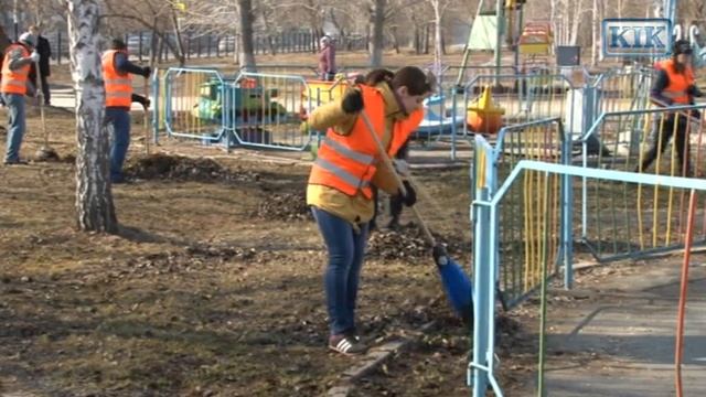 5 Апреля студенты вышли на уборку парков г. Кургана смотреть онлайн