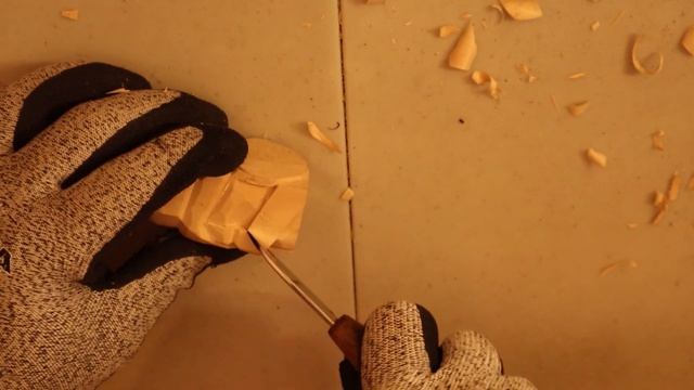Let's whittle a Little Knight AGAIN with just a knife | Full Tutorial смотреть онлайн