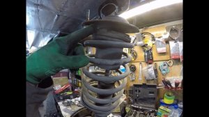 Ланос.Звон в ходовой.Амортизатор.Пыльник.Опорник.