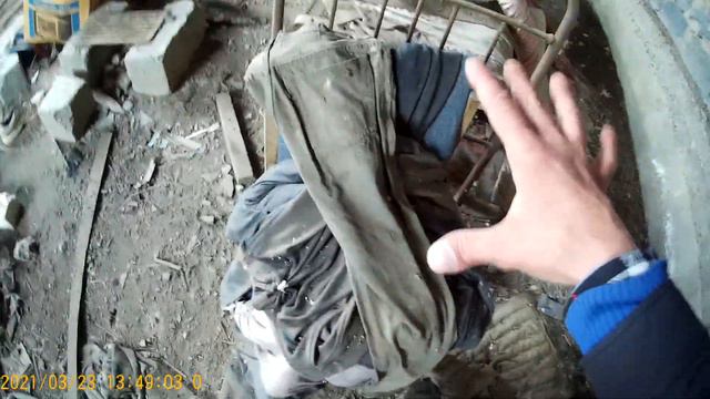заброшенный домик в горах смотреть онлайн