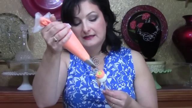 Ranunculus Flowers in Buttercream / Cake Decorating смотреть онлайн