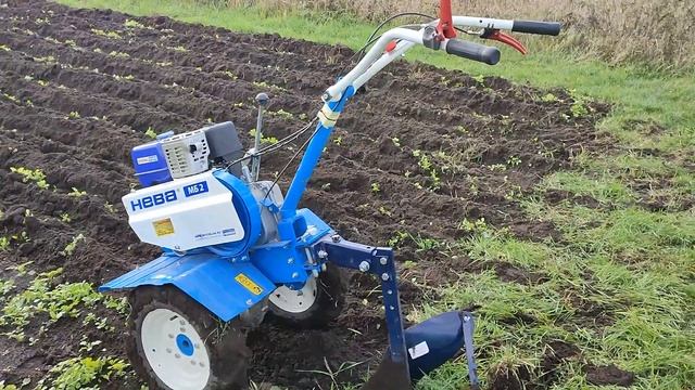 Мотоблок МБ2 YAMAHA.НЕВА вспашка плугом.Мотоблок Нева с ямаховским мотором мини отзыв о работе.
