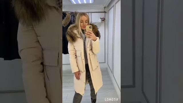 Парка с натуральным мехом женская зимняя