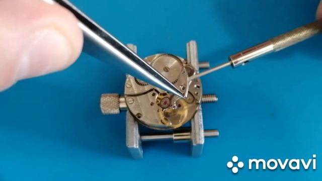 Как разобрать механизм часов. How to repair a watch. Часы"Победа" смотреть онлайн