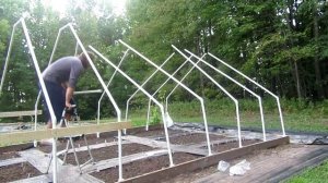 Теплица своими руками. Каркас - из труб ПВХ.